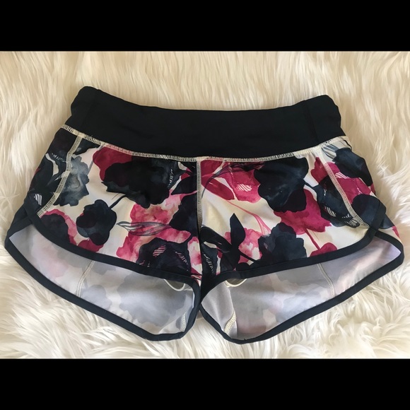 lululemon athletica Pants - Lululemon 🍋 Speed Shorts